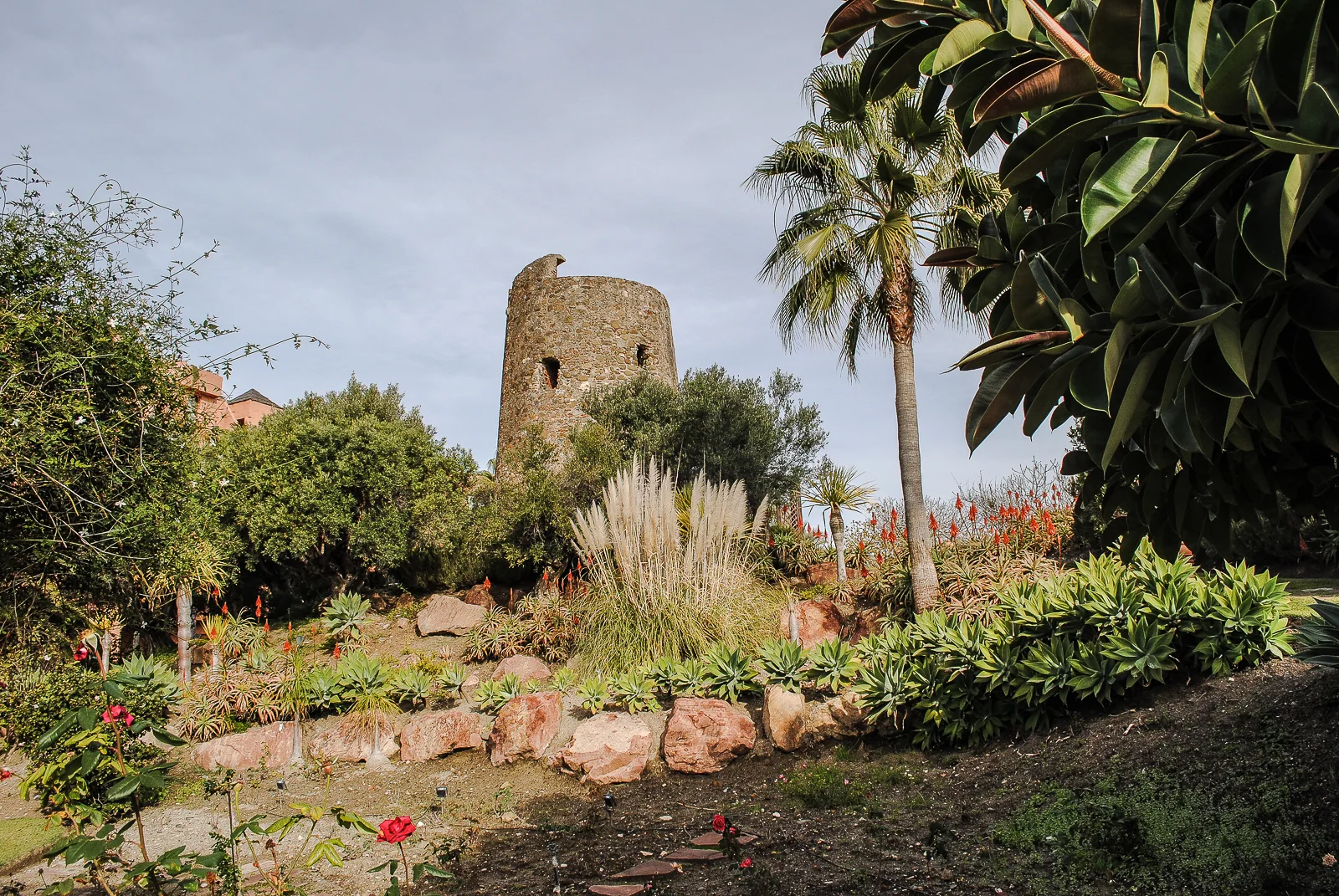 Torre almenara del Padrón o Paredón