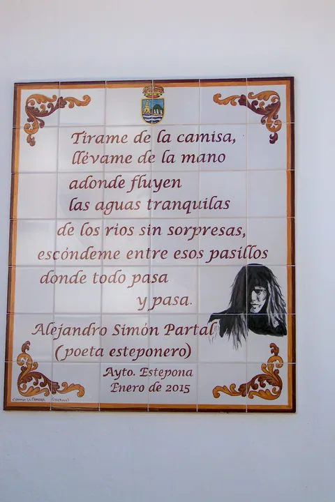 Poema · Plaza Cañada