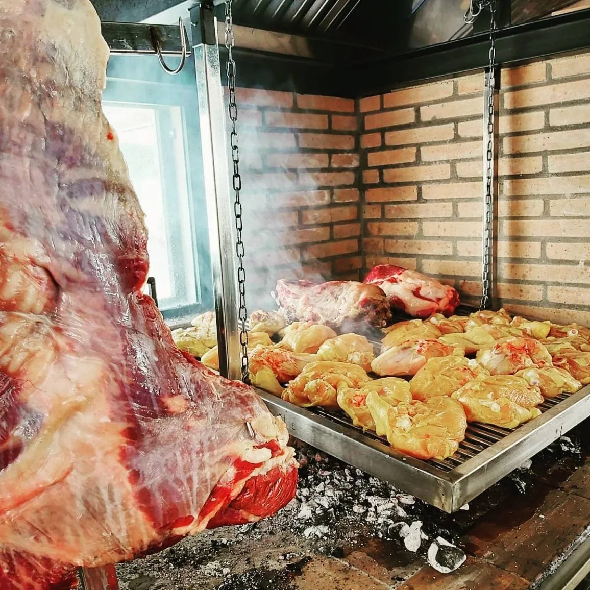 Mu – Mú (Asador Argentino), otra vista