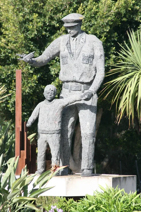 Monumento a la Policía Local