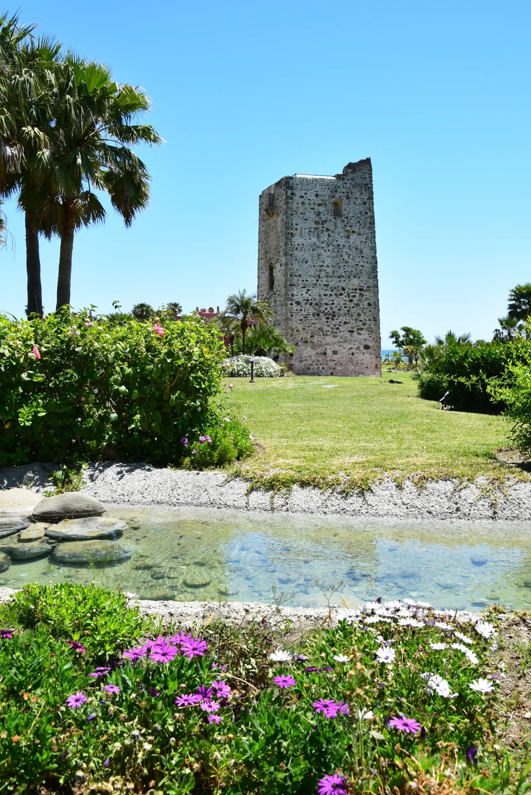 Torre almenara de Guadalmansa o Desmochada, otra vista