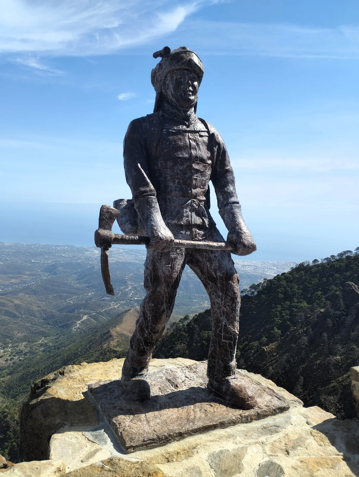 Homenaje al bombero Carlos Martínez Haro