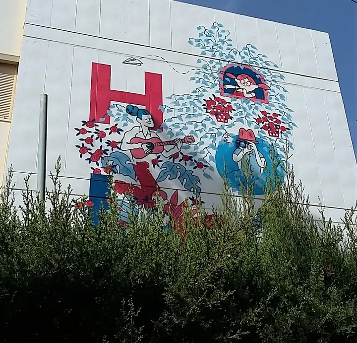 Hola