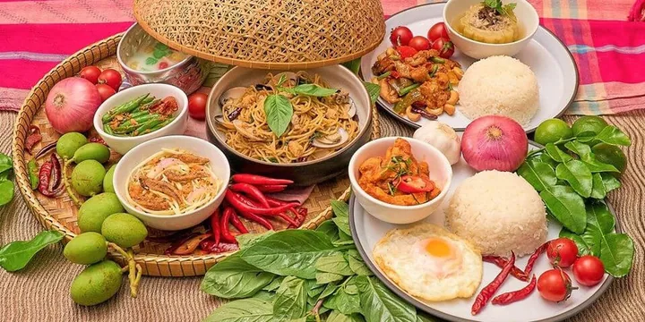 Mini Thai Restaurant (Thailandés)
