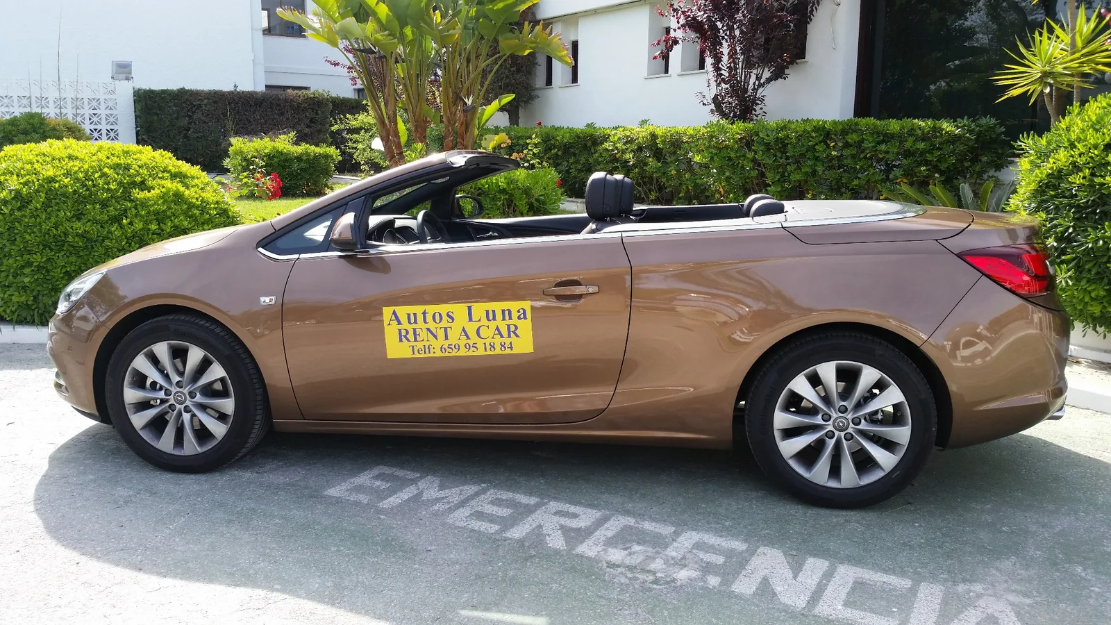 Autos Luna Rent a Car, otra vista