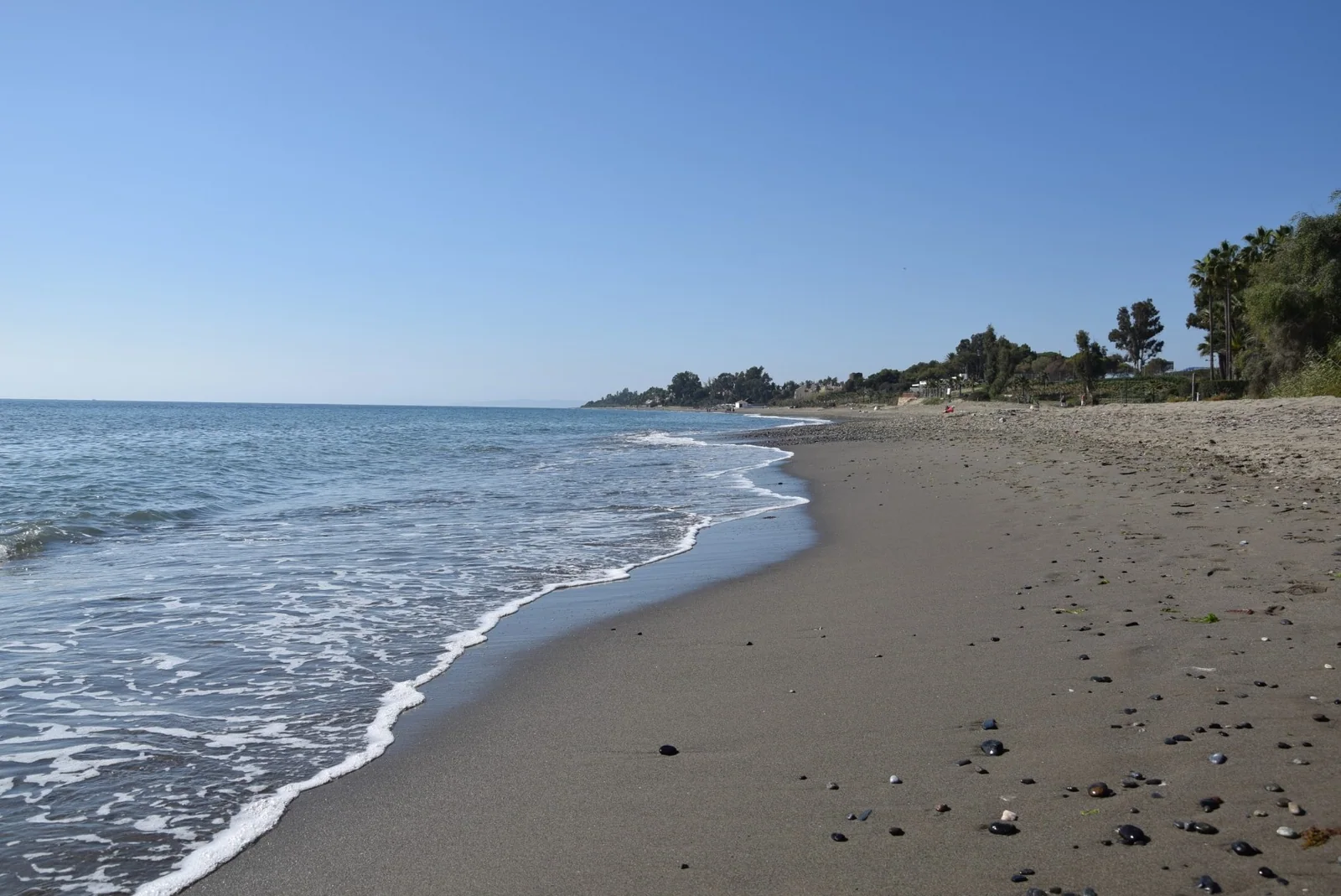 Playa de El Velerín, otra vista